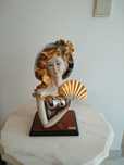 Estátua de porcelana 2