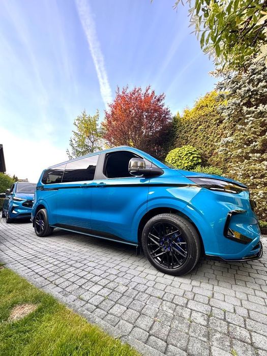 Ford Tourneo Custom L2 2025 Super wyposażenie + Specialny pakiet Tuningowy
