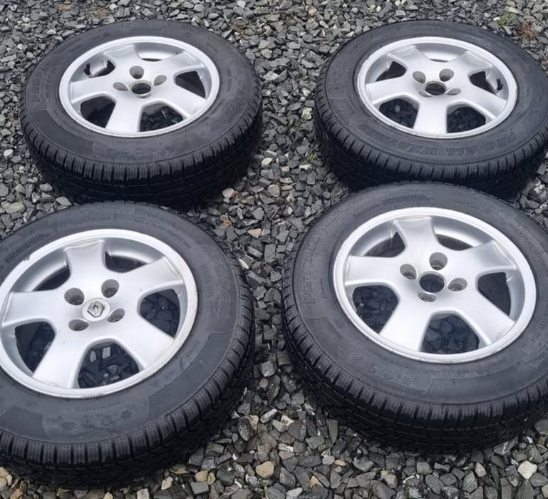 Opony całoroczne 195/65/R15  2023 jak nowe
