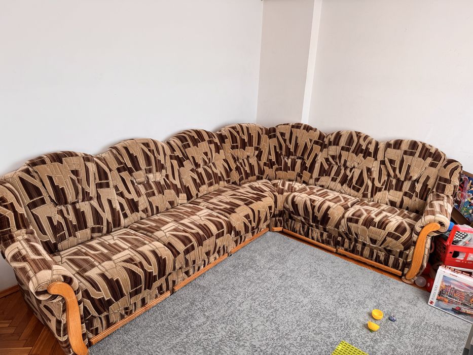 Диван кутовий, розкладний книжкою, вживаний