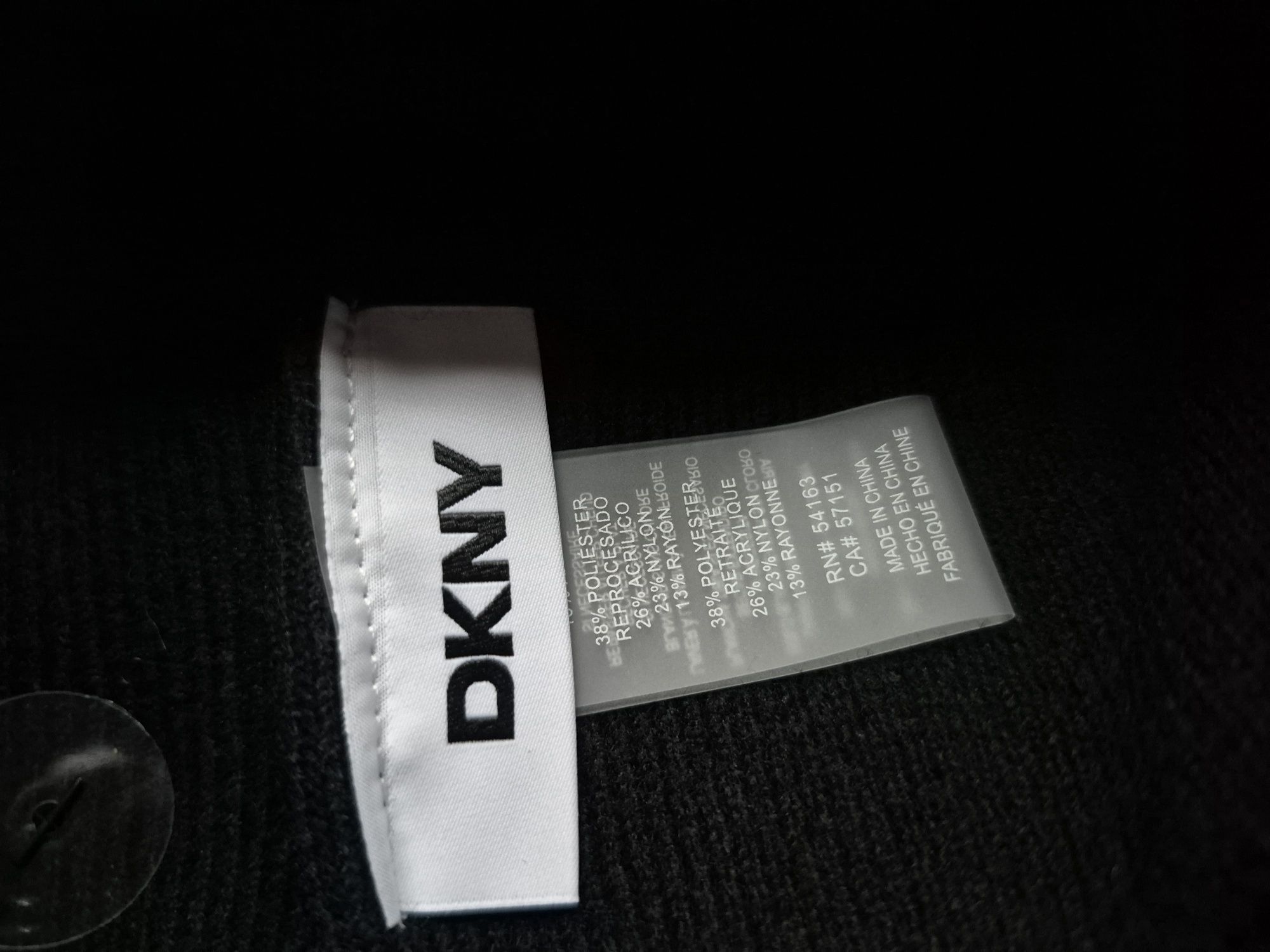 Zestaw Czapka Szalik DKNY