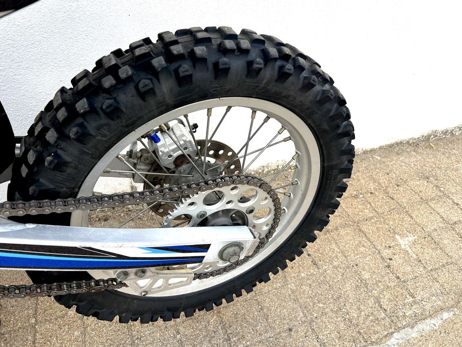 Yamaha Yz 85 ————-nao matriculada