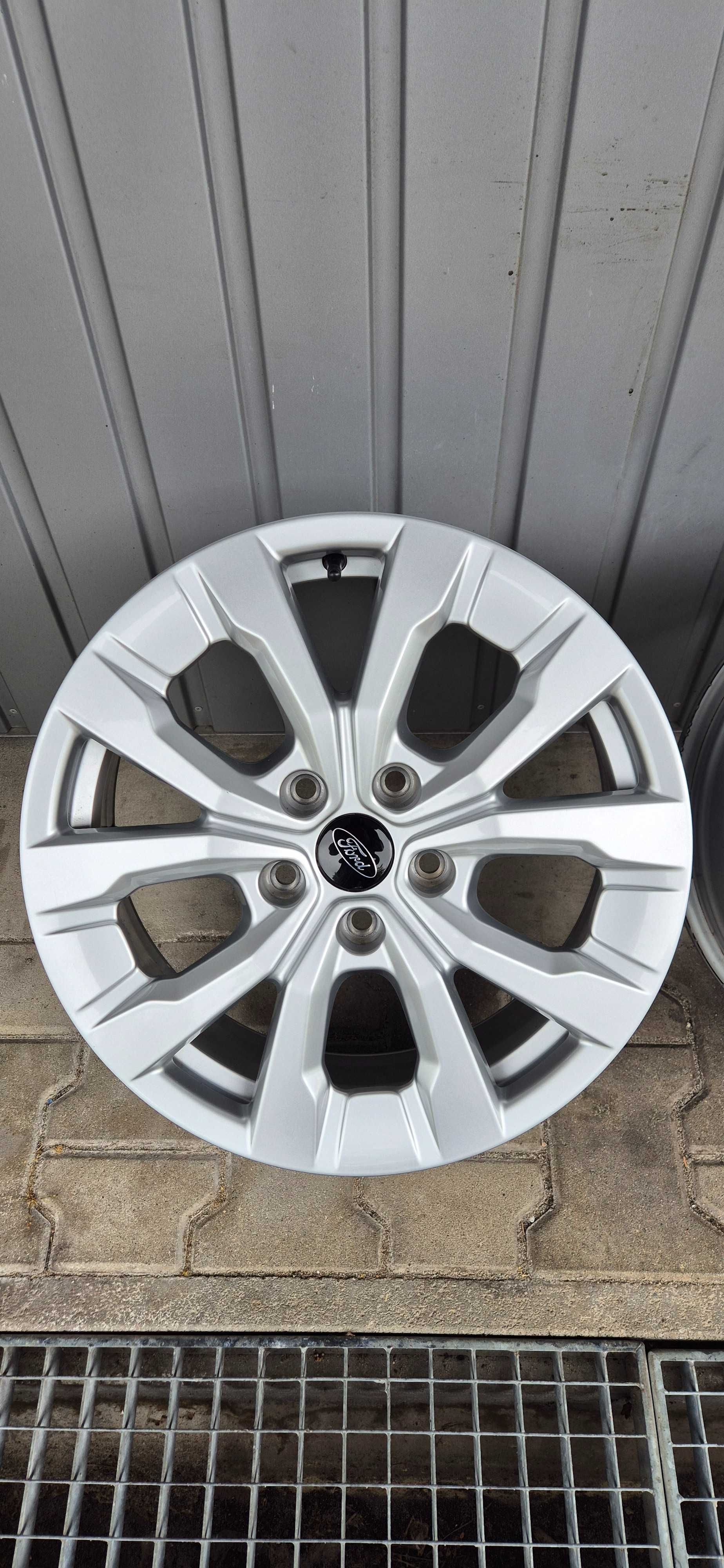 Oryginalne felgi Ford Transit Connect 5x112 Vw Caddy R17!Nowy model!