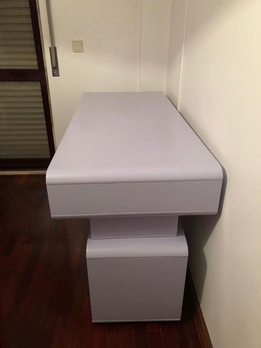 Secretária Harpa Nova + Cadeira