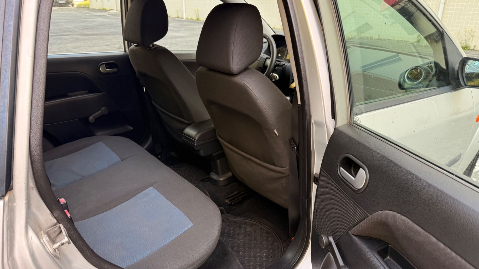 Ford Fiesta 1.25 Trend 75cv - CarPlay - Câmera Traseira