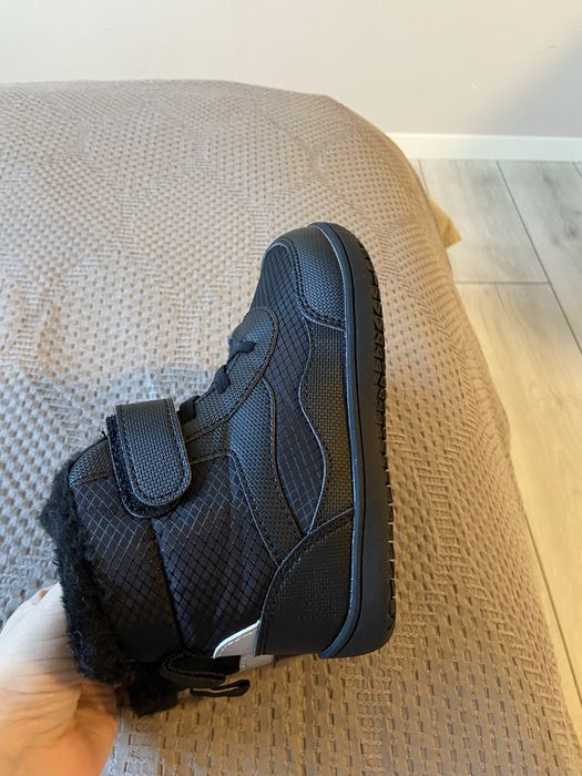 Зимові чоботи на дівчинку на хлопчика босоноге barefoot