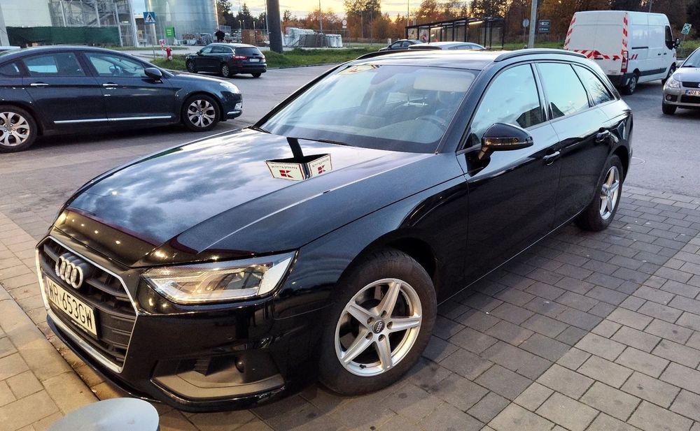 Audi A4 Avant Audi A4 B9.5 2020-2021 prywatnie, manual