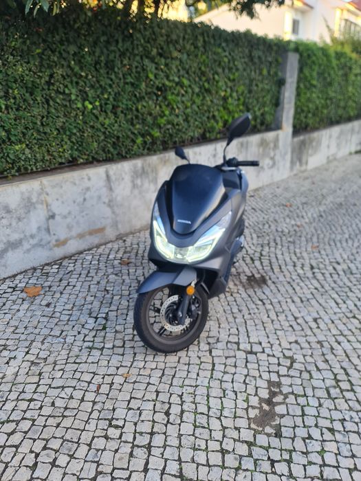 Honda Pcx 125 cc ( troco )