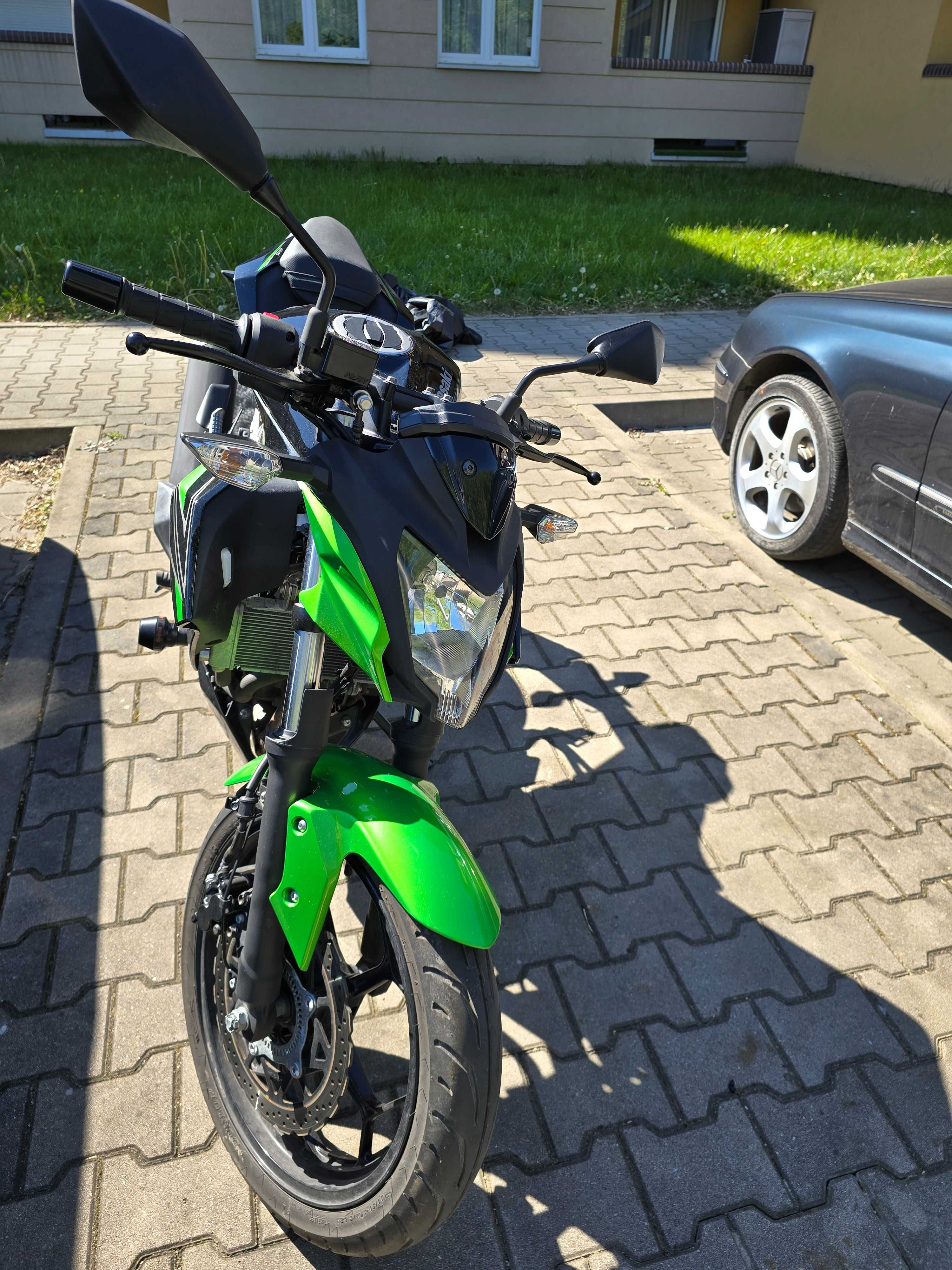 Kawasaki Z125, 2023 rocznik.