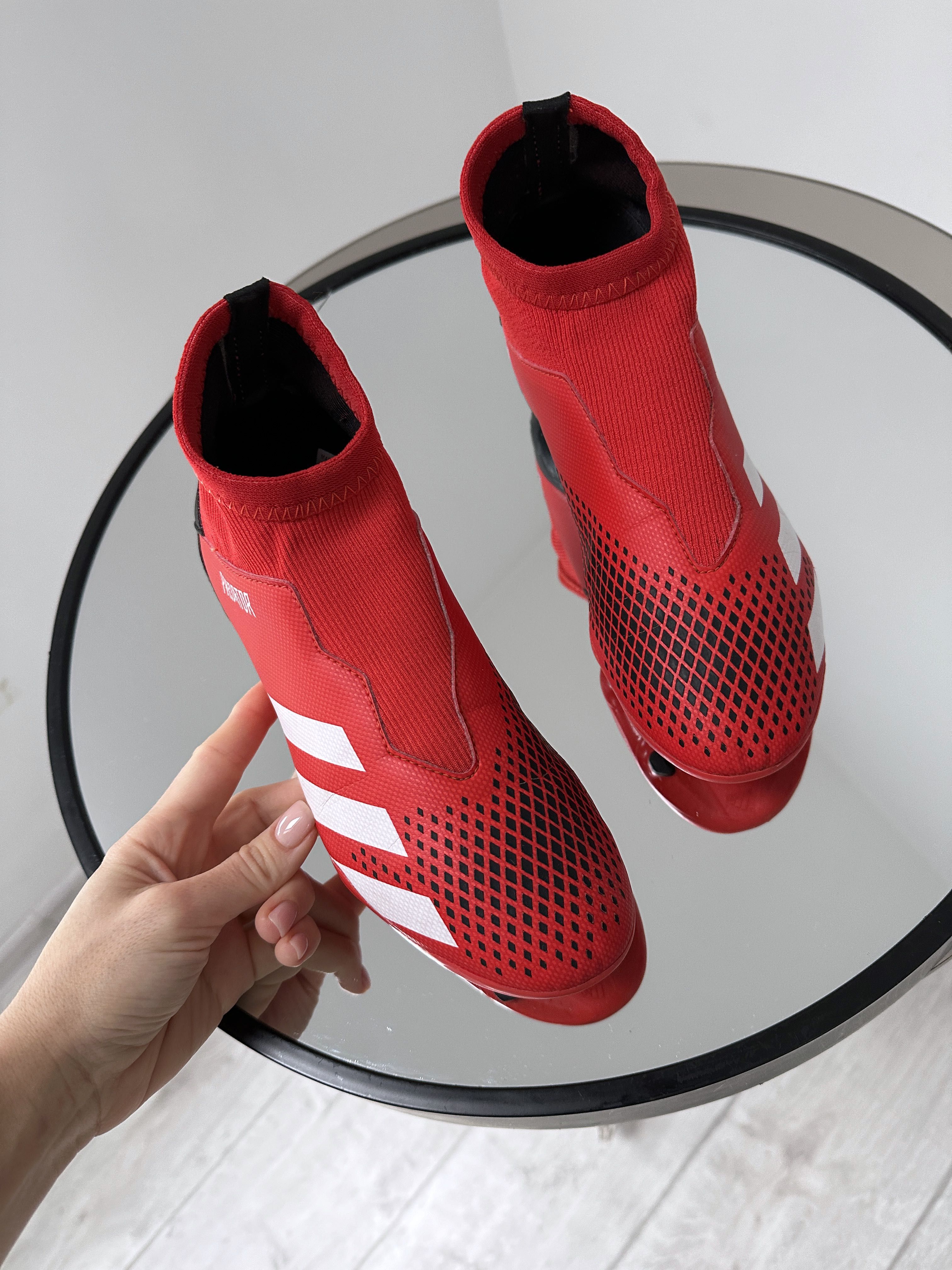 Мощные крутые бутсы с чулком Adidas Predator