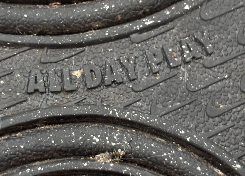 Adidasy młodzieżowe dziewczęce