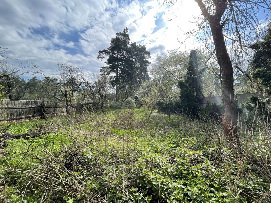 Частина будинку з ділянкою 6,5 соток