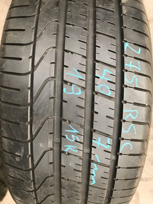 Opona Pirelli 275 40 R19 RSC