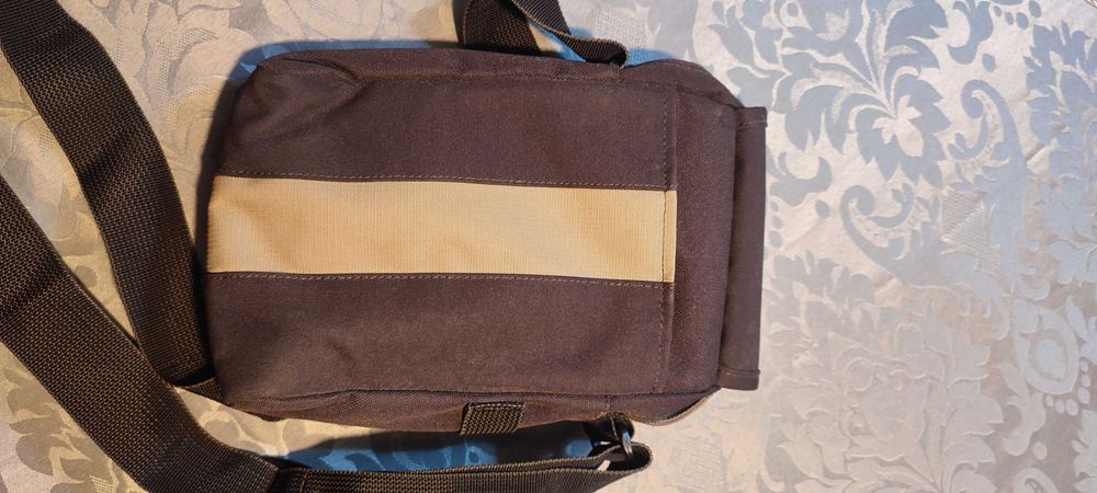 Bolsa homem Quiksilver original. Artigo NOVO.