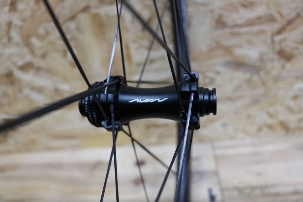Bicicleta Rodas disco carbono Avian CR5 DB - Peso 1000 gramas! Novas!