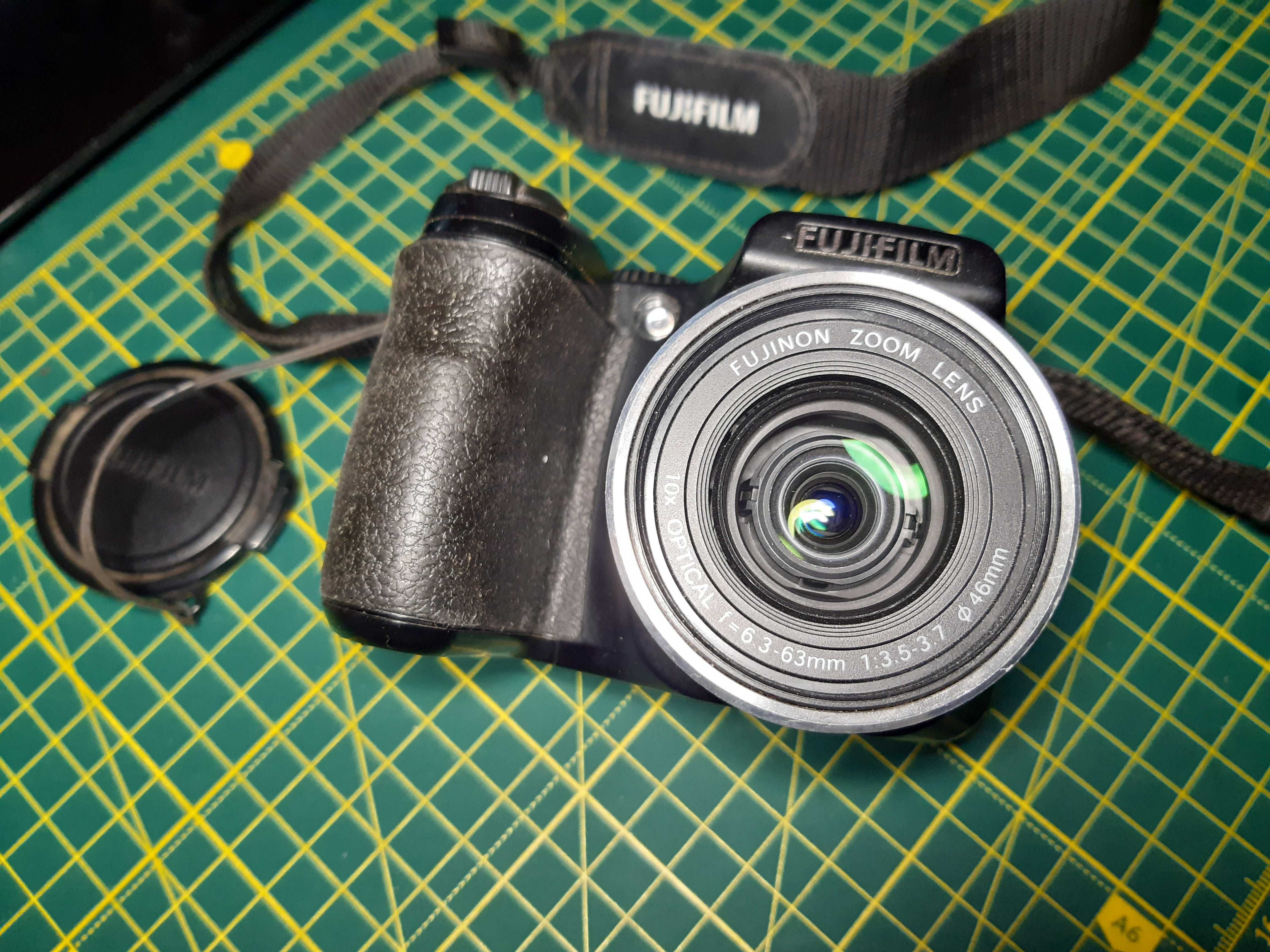 Фотоапарат Fujifilm FinePix S5800