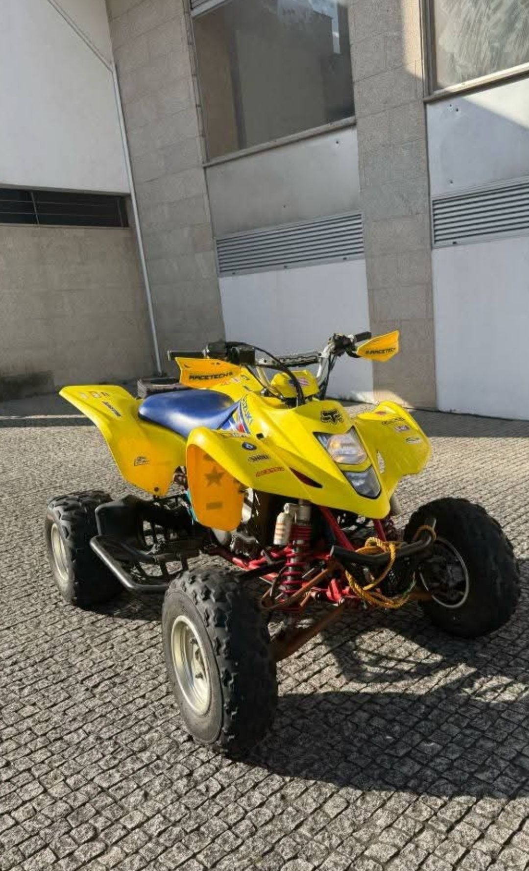 Suzuki ltz 400 moto 4
