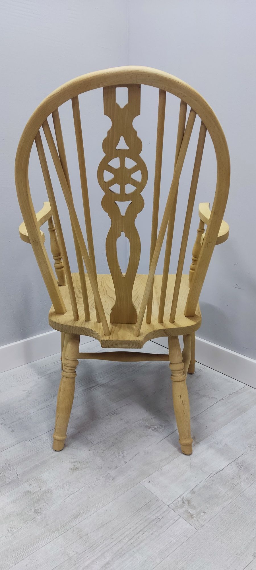 Krzesło Fotel B 372 Windsor Fameg