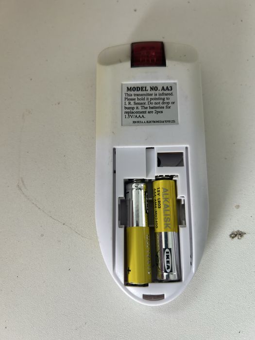 Wentylator z lampą i pilotem