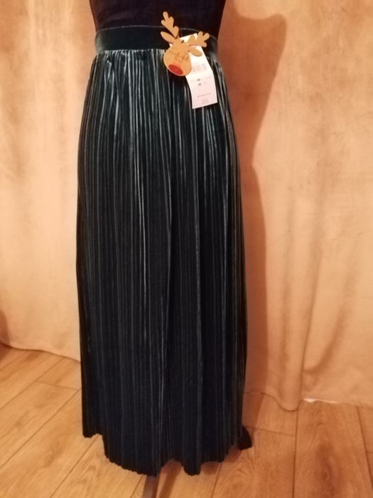Długa spódnica plisowana Sinsay r.S