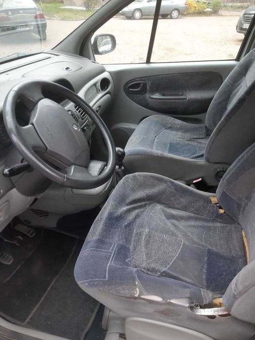 Продам автомобіль Renault