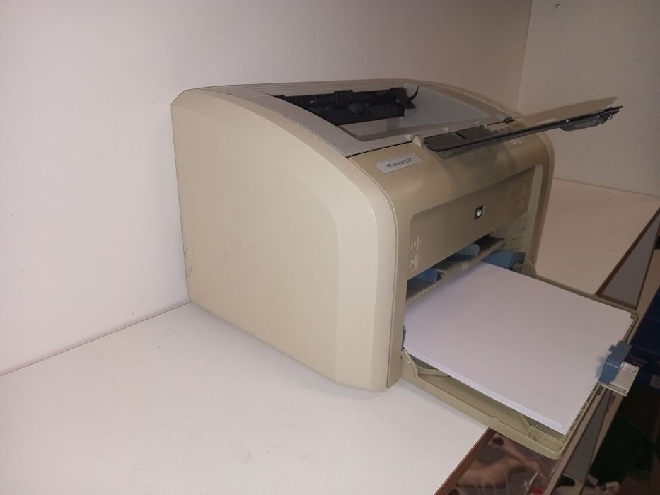 Принтер HP LaserJet 1020