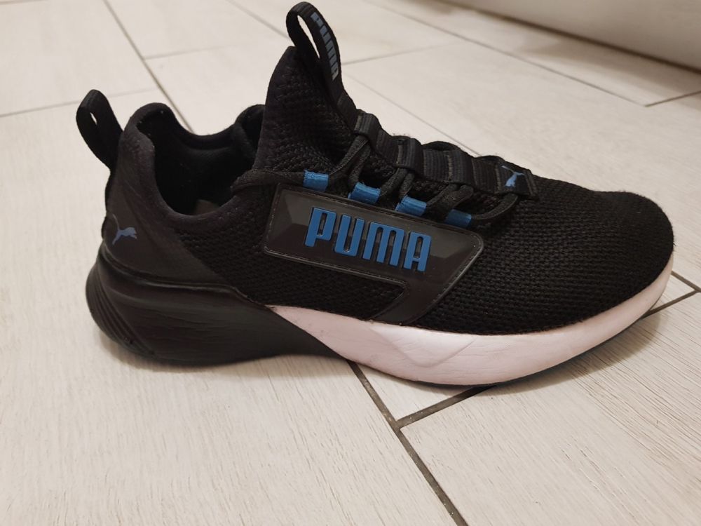 Продам кросівки чоловічі спортивні puma