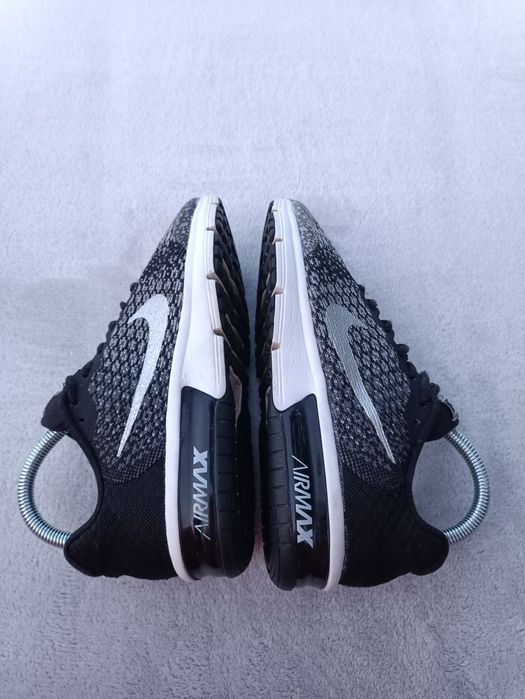 Женские кроссовки Nike Air Max р37.5