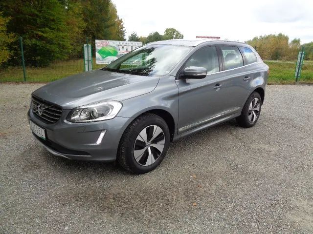 Volvo XC 60 2,4D 190PS Summum Navi Panorama G.szyba E.klapa serwis Volvo Niemcy