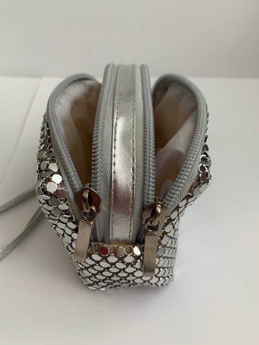 Маленькая нарядная сумочка, косметичка