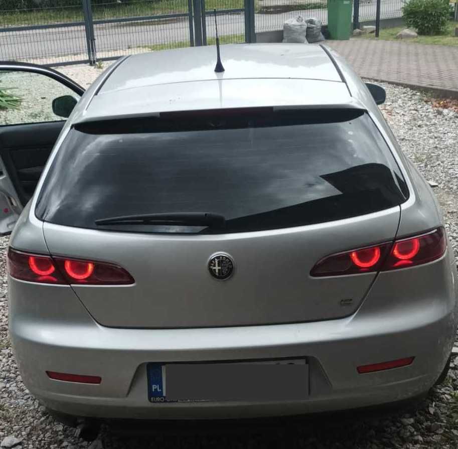 Lampy Alfa Romeo 159 tył - Ringi z motywem kierunkowskazu