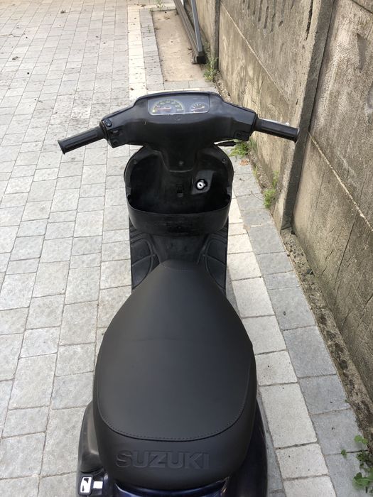Скутер Suzuki lets 2