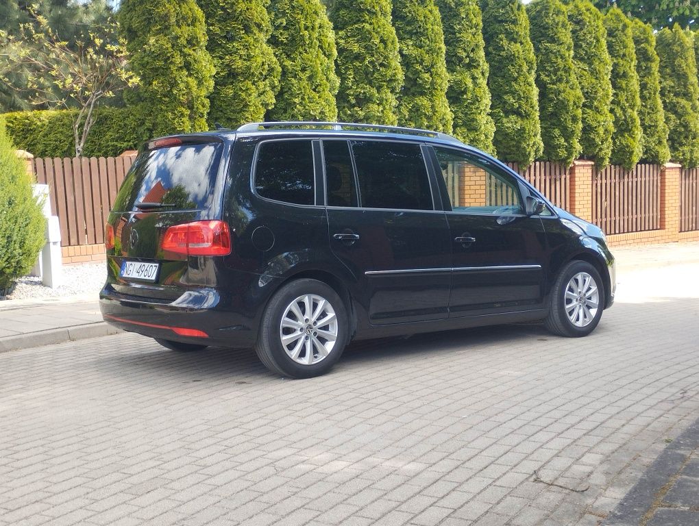 VW Touran 2.0TDI 2011r Highline Full opcja / Kamera / Navi / Alufelgi