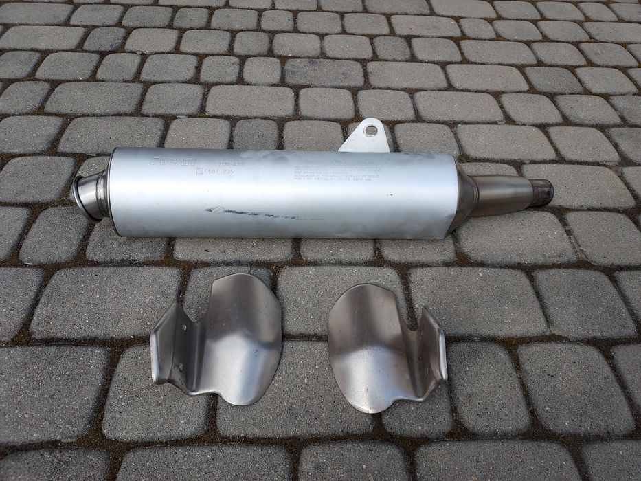 Wydech Ducati 620 osłony