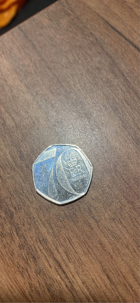 50p Coin HM Queen Jubilee 70th ER 2022 .Rare HM Queen 50p Coin 2022
