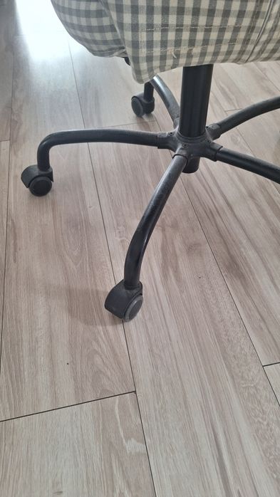 Krzesło obrotowe do biurka, Ikea