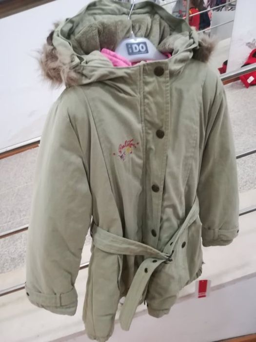 Kispo de Menina Marca Kanz Cor.Verde claro Tam 6 Anos