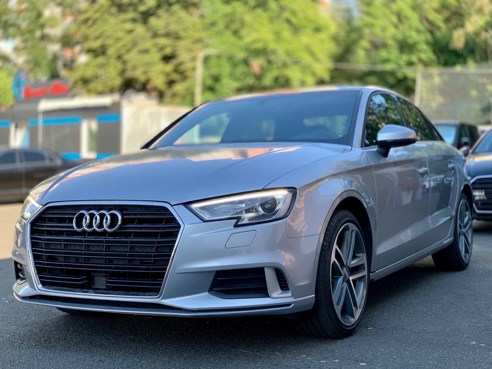 Модуль LED ДХО Audi A3 2018 8V0998474r 8V0998473l