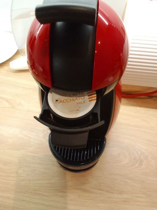 Ekspres Krups do kawy Dolce Gusto  czerwony