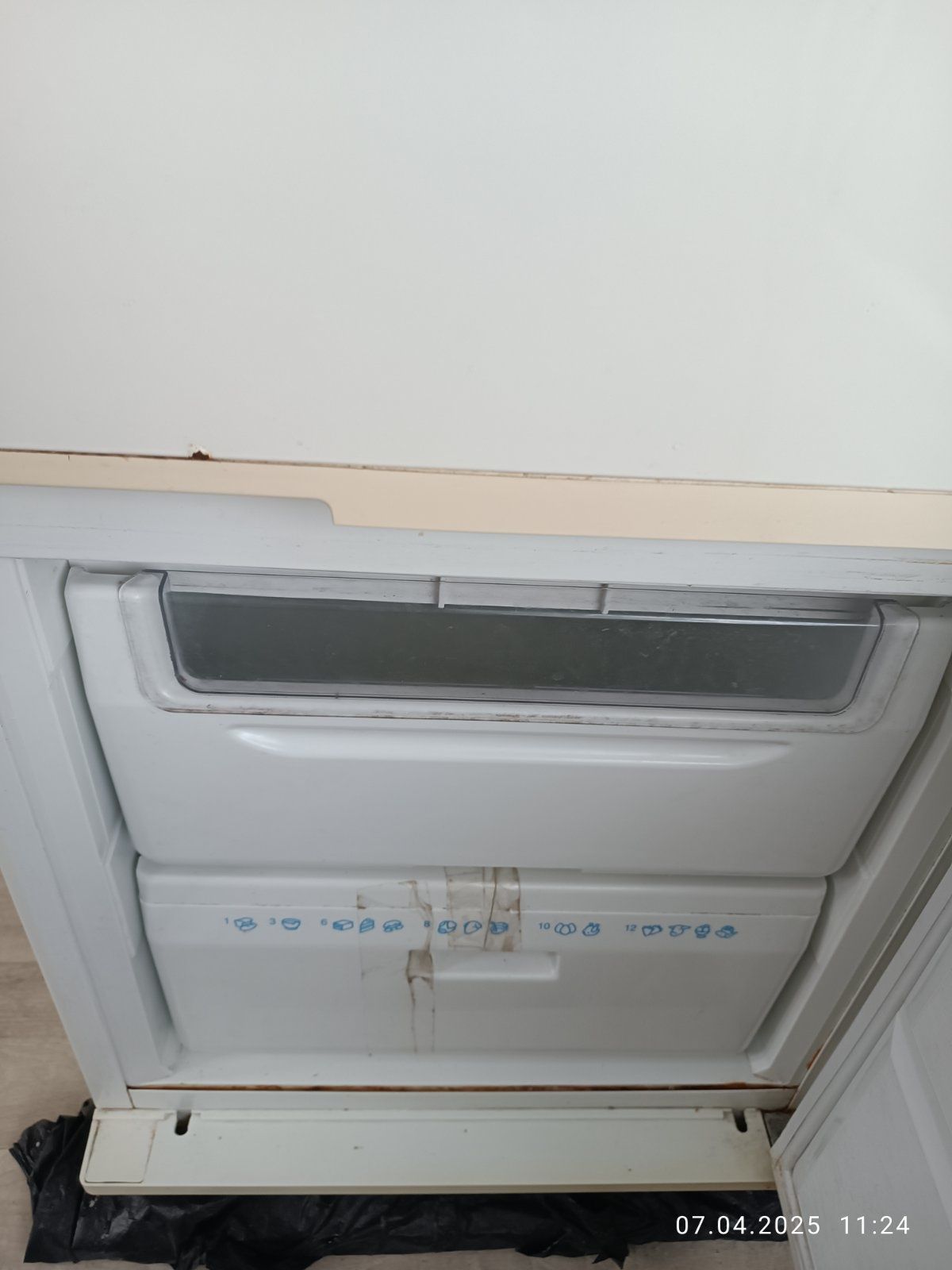 Холодильник Whirlpool