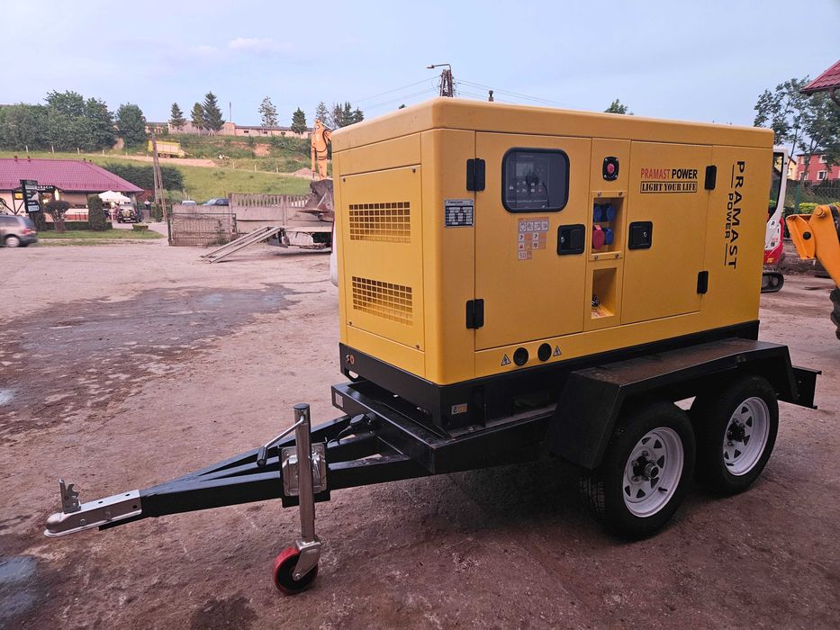 Wypożyczalnia sprzętu budowlanego- Koparki,ładowarki,wozidła,rębaki...