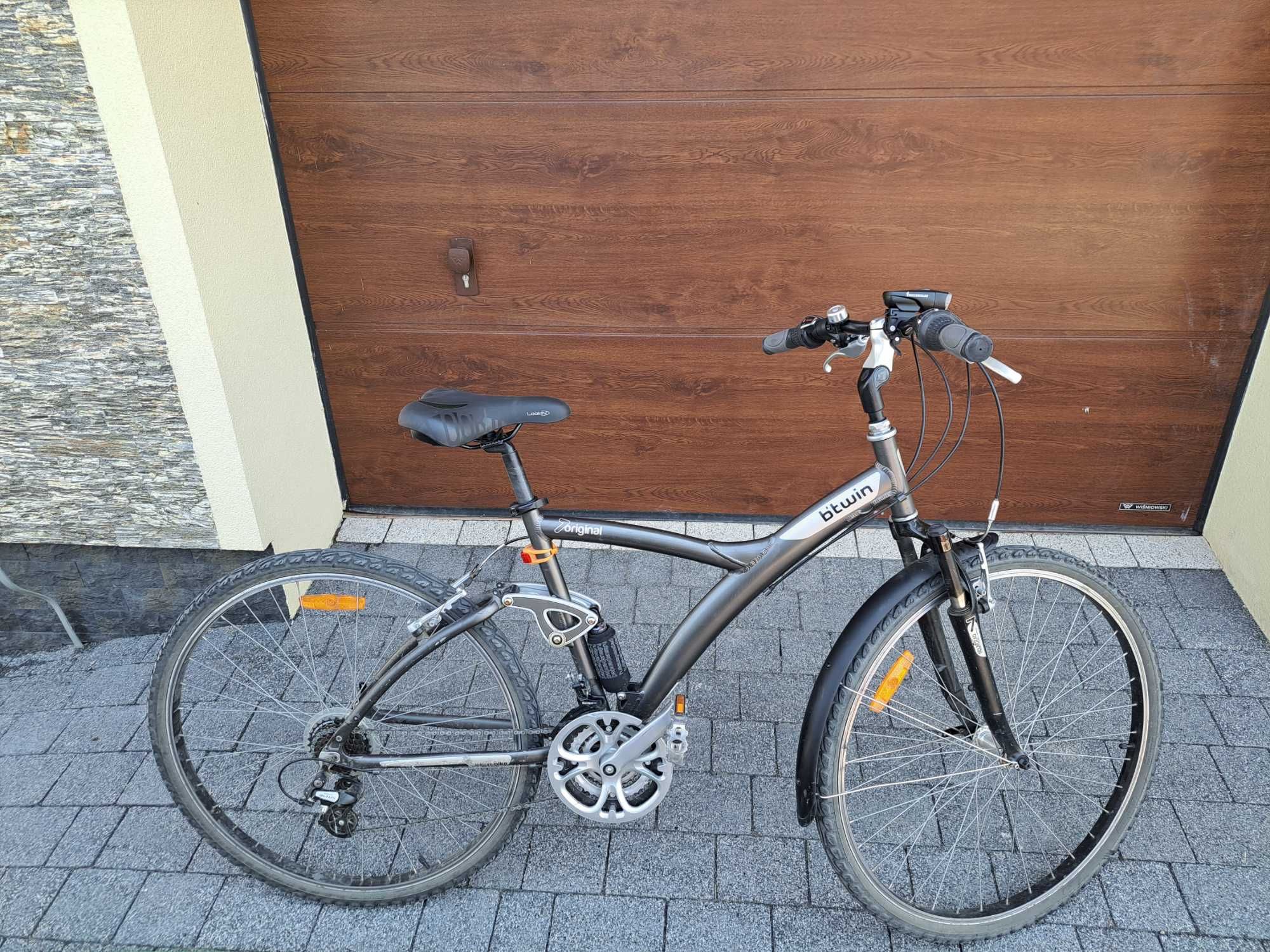 rower trekkingowy uniwersalny B-twin L700