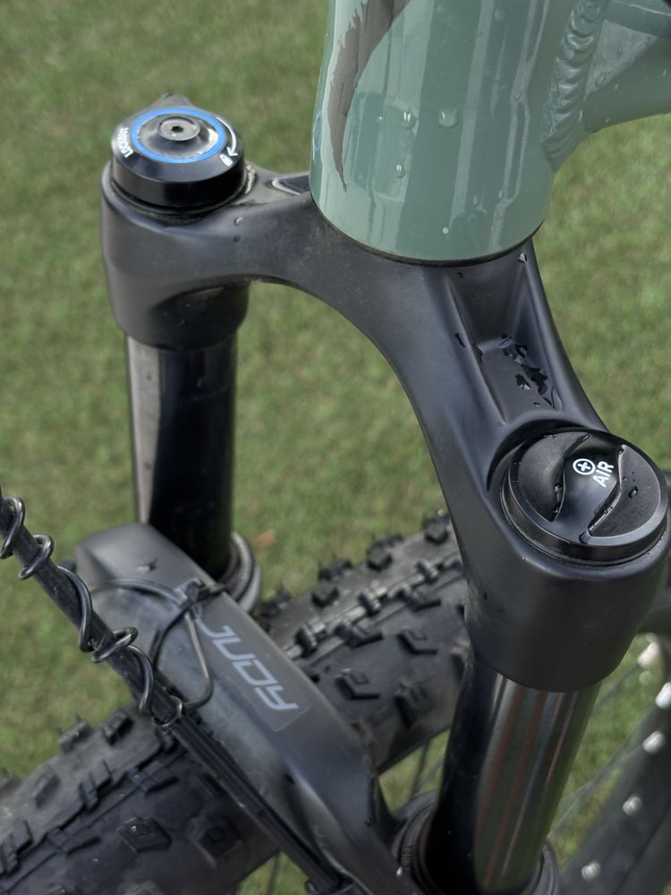 Specialized Rockhopper – Tamanho M – Pronta a rolar!