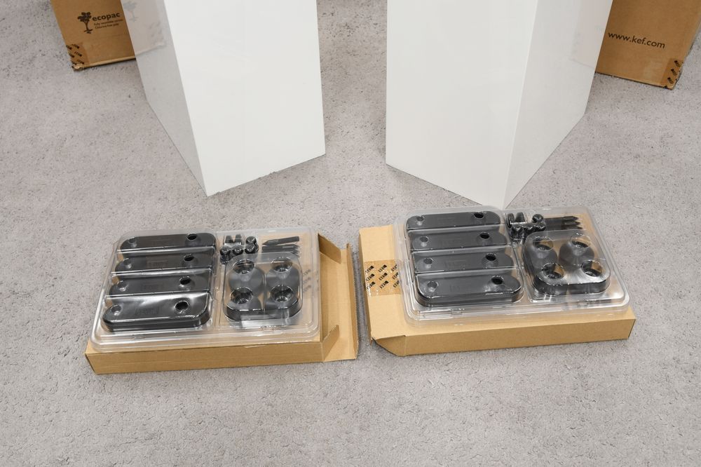 Kolumny podłogowe stereo KEF R700 białe w perfekcyjnym stanie!