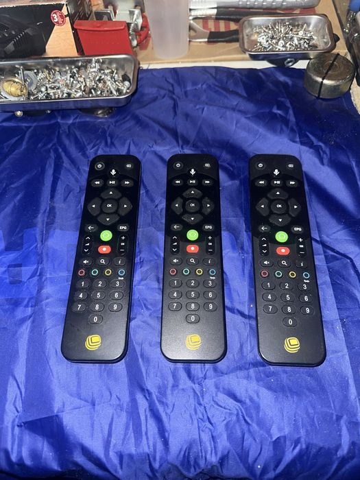 3 Piloty Polsat Box 4K dekodet sprawne