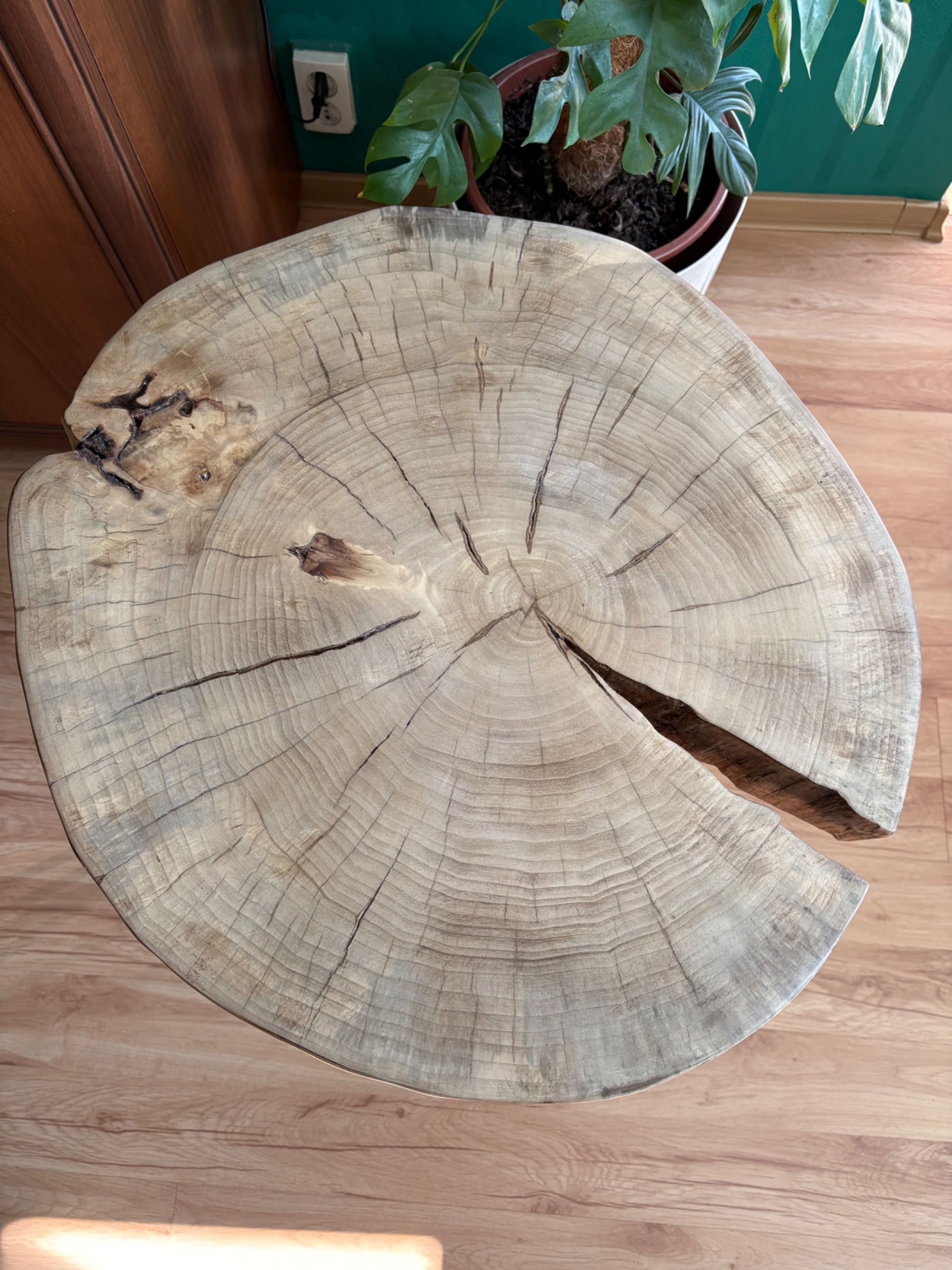 stół drewniany, stolik kawowy okrągły z naturalnego drewna handmade