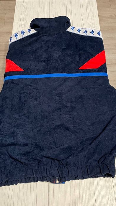 Вінтажна олімпійка Kappa на лампасах