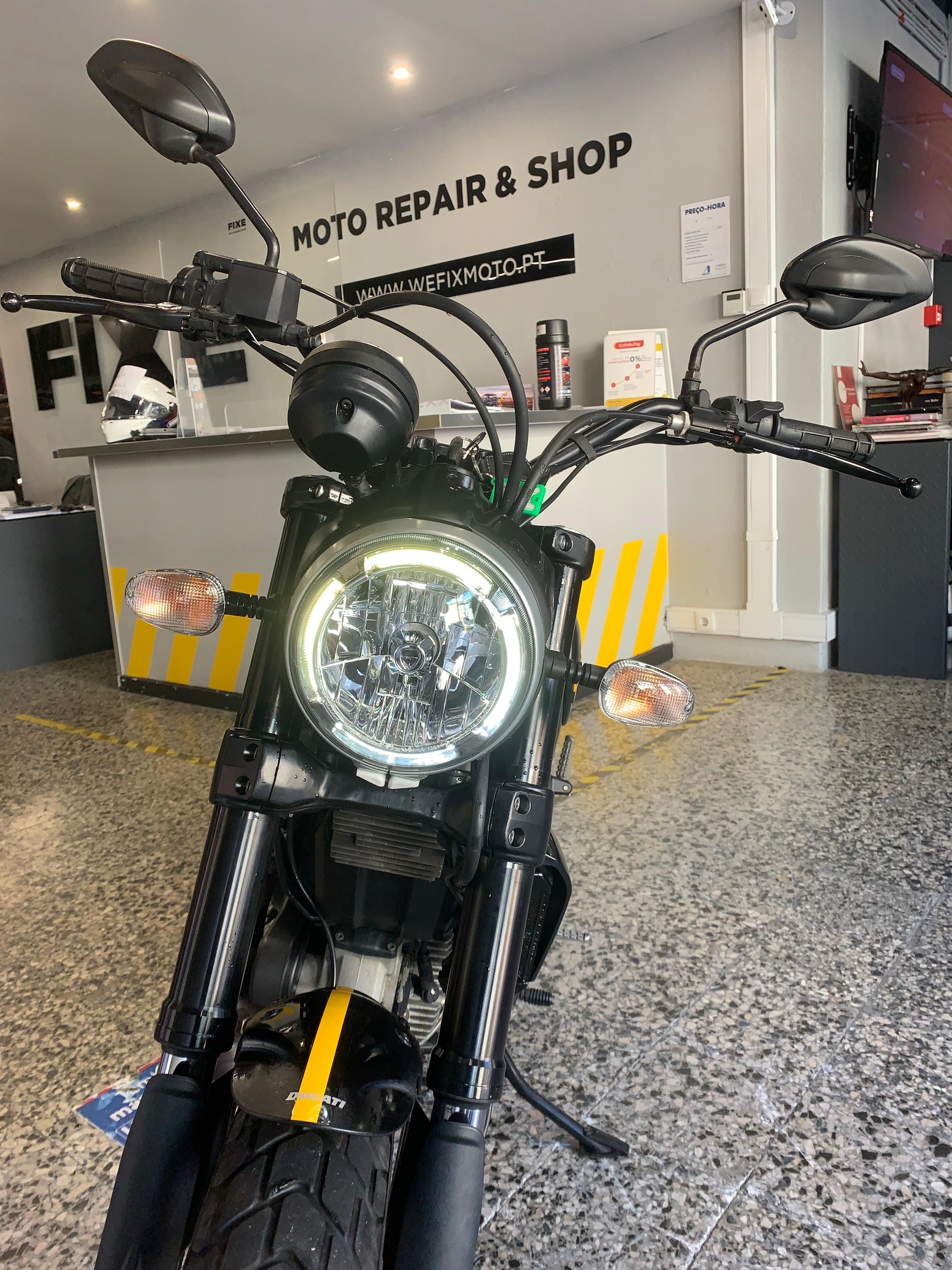 Ducati Scrambler 800 com apenas 3090 Kms