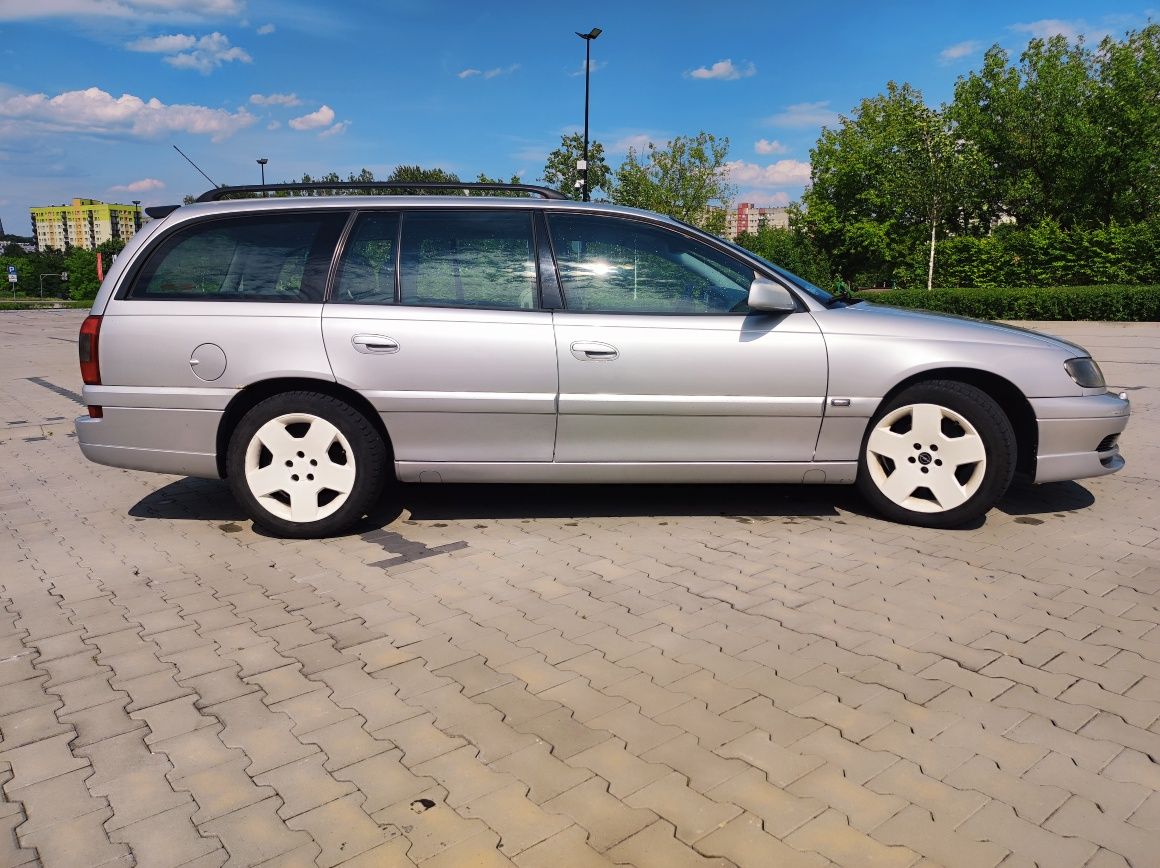 Opel Omega 3.2 V6 LPG 2001r