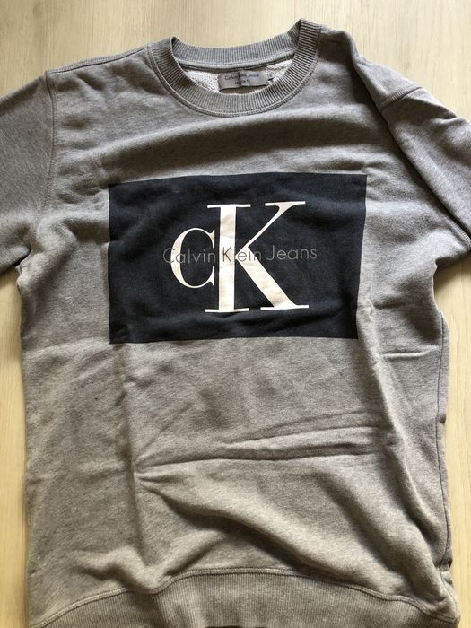 Vendo sweat calvin klein